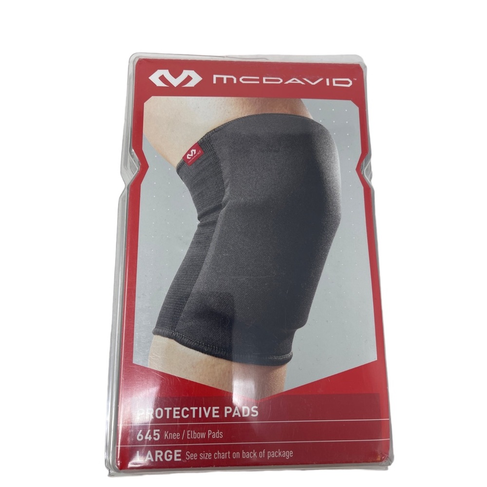 NIB McDavid Knee/Elbow Protective Pads  Size Large Unisex